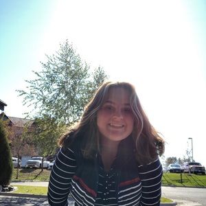 Meet your Posher, Anna